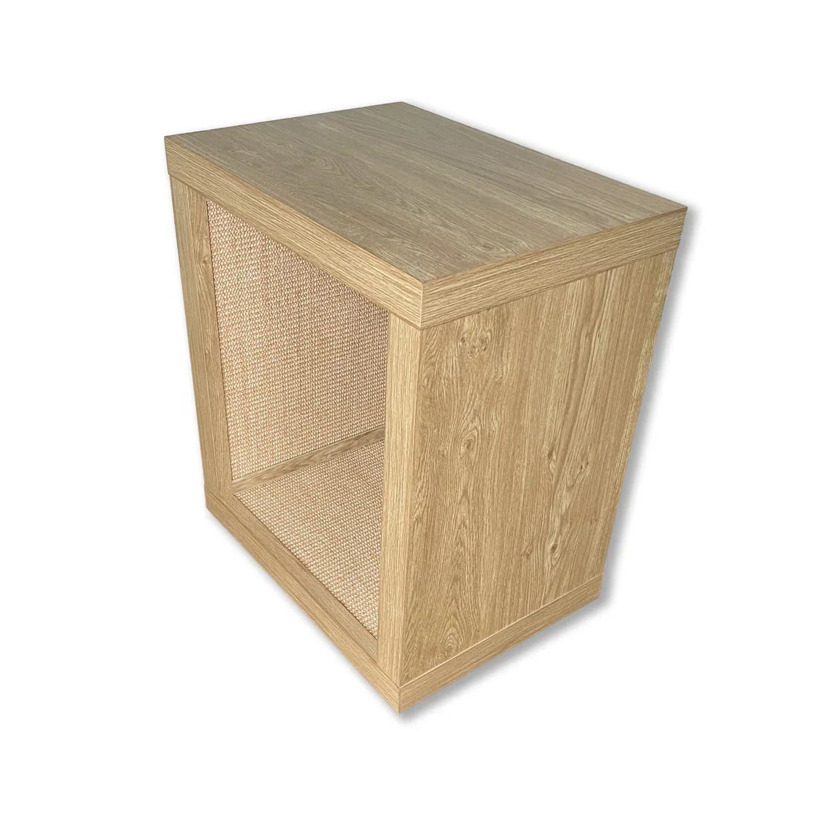 2-in-1 Cat Scratcher End Table – Modern Wood Side Table with Customizable Sisal Scratching Pad – Versatile Furniture for Cats and Home Decor
